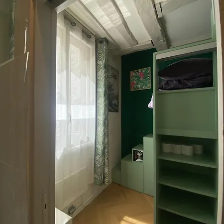 Cosy A Saint Michel-notre Dame Center *